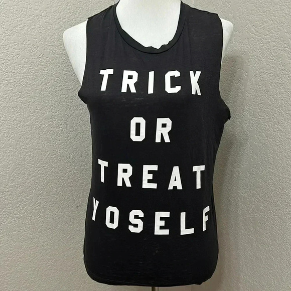 Fifth Sun Halloween Sleeveless Top - Picture 1 of 4